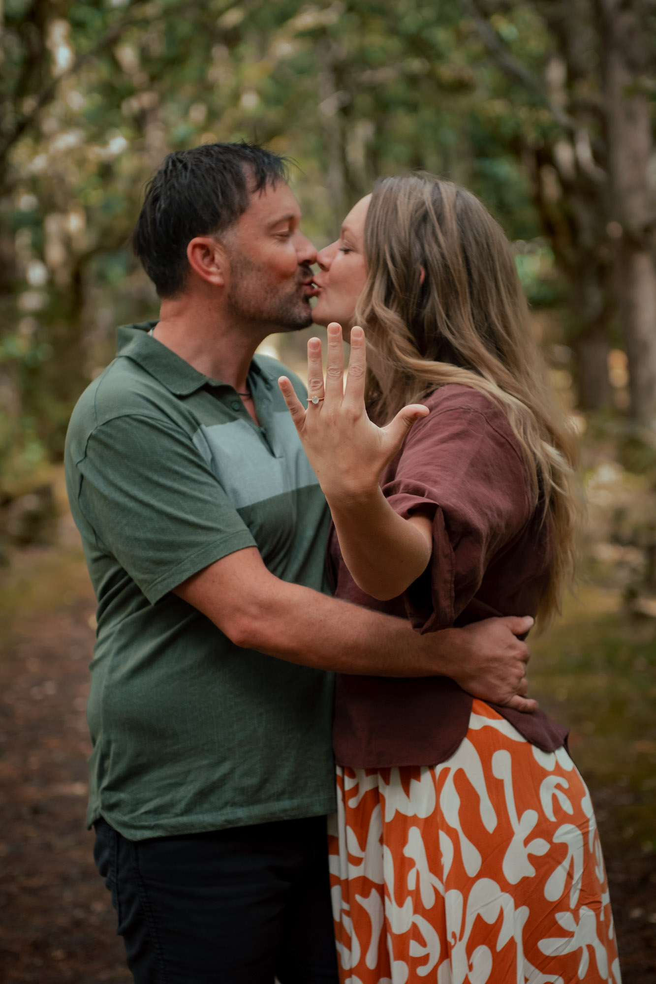 Natural couples portraits in Launceston, Tasmania