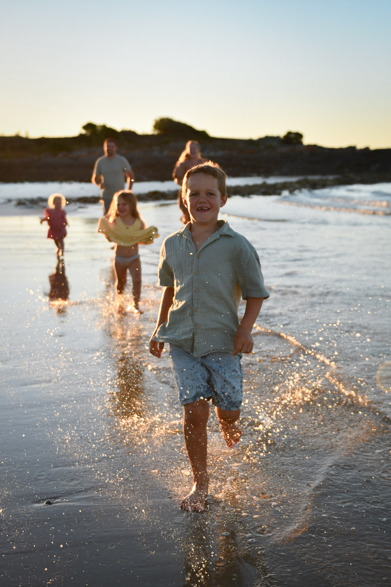 Family portraits by Camellia Rose Photography, Launceston