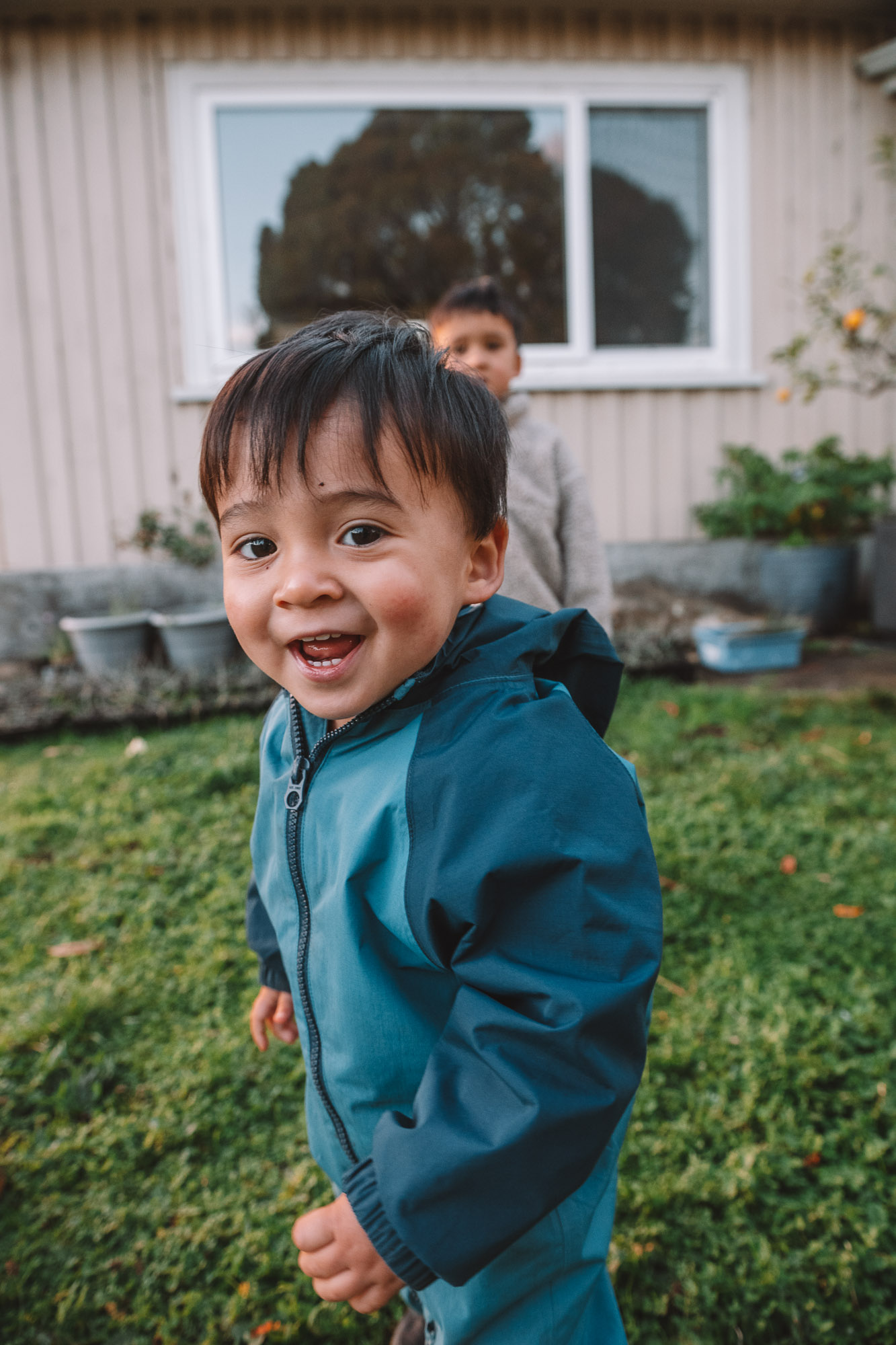 Relaxed family portraits by Milly, Launceston