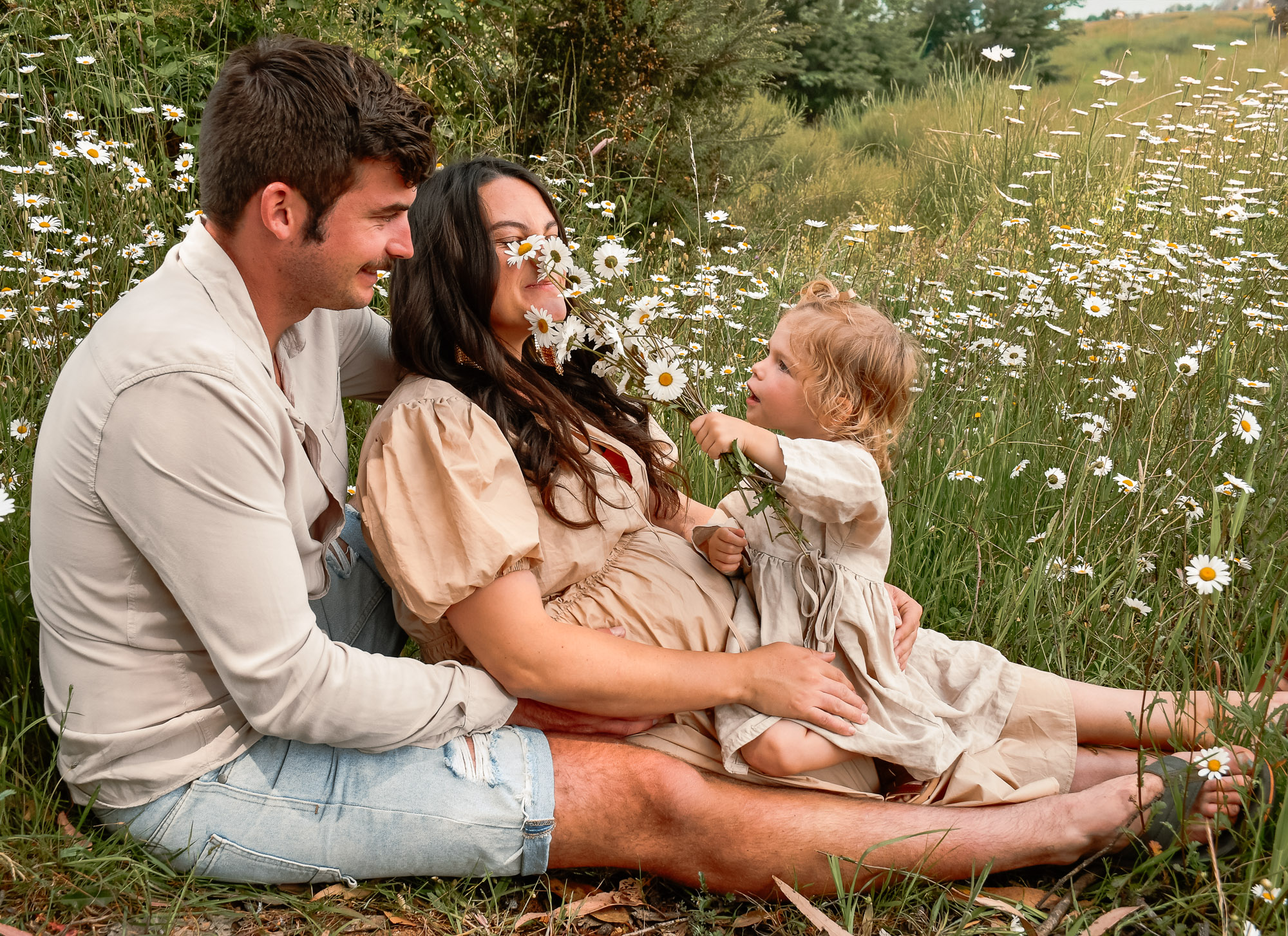 Maternity session in the Tasmanian landscape