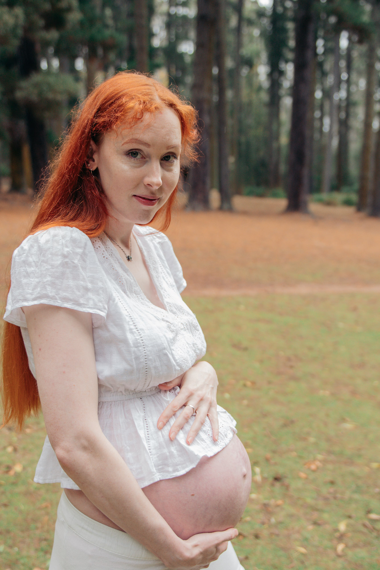 Outdoor maternity session in Tasmania