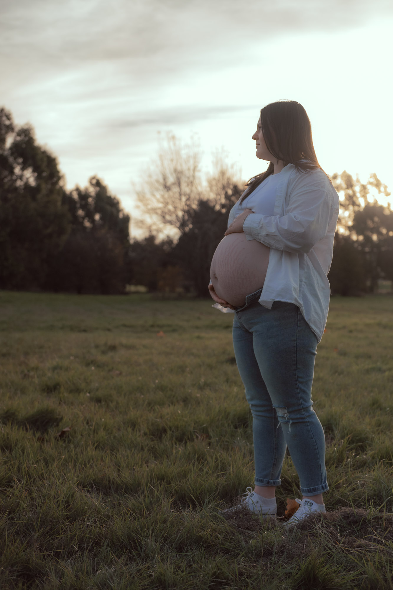 Outdoor maternity session in Tasmania