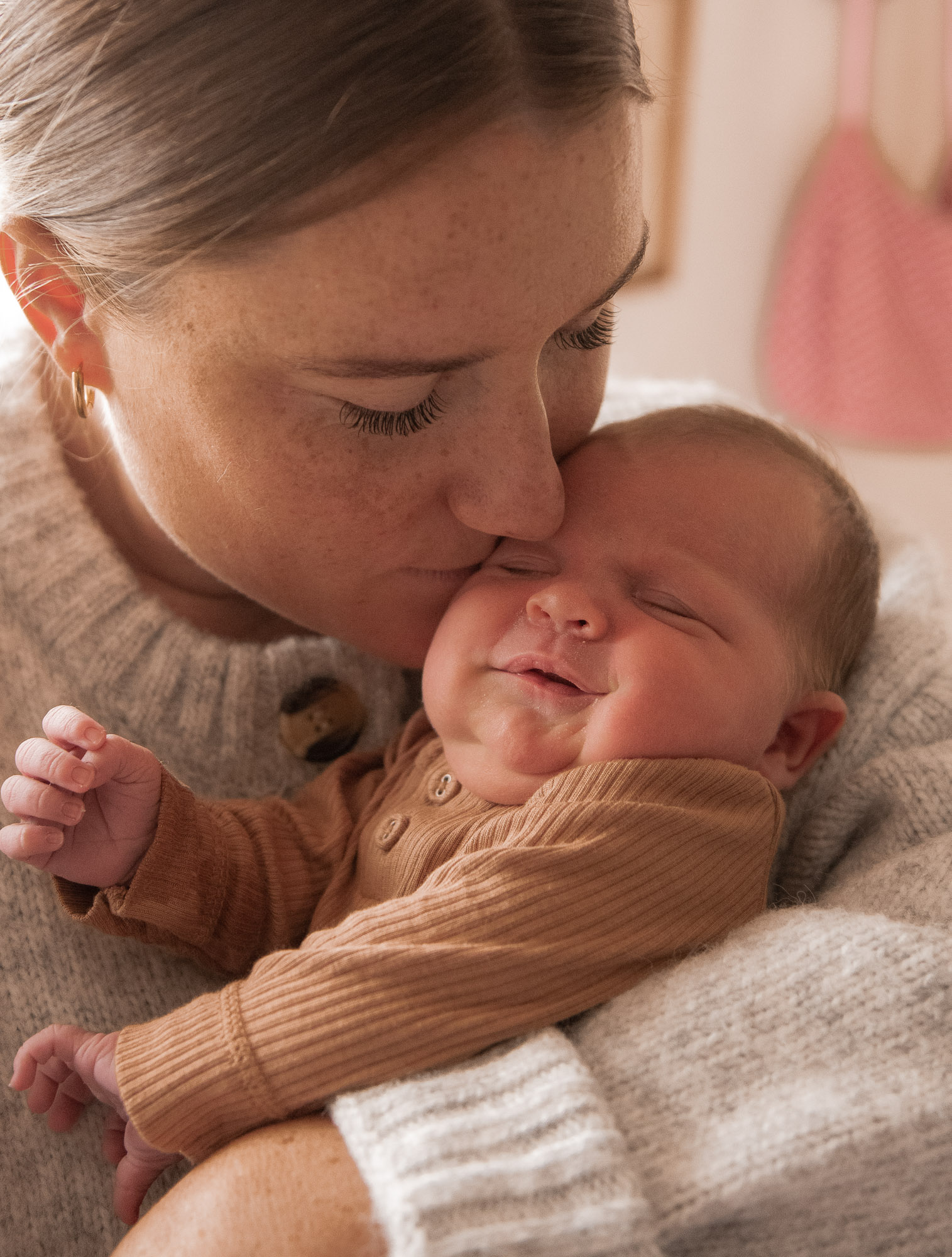 Tender newborn portraits, northern Tasmania